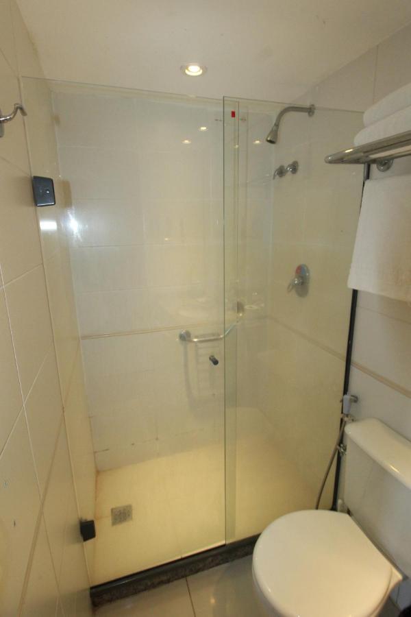 Barra Da Tijuca - 9 - Flat Premium Com Cozinha, Fogao Cooktop, Geladeira Grande, Smart Tv Grande, Lindo E Muitissimo Confortavel, Balsa Para A Praia Gratis E Estacionamento Gratuito Rio de Janeiro Eksteriør billede